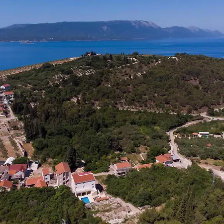 Tatil Evi Six-bedroom In