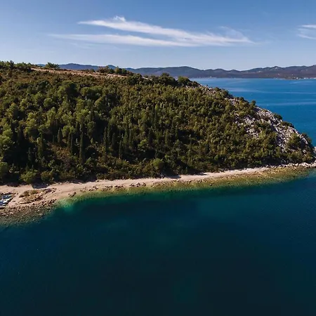 Tatil Evi Six-bedroom In Klek