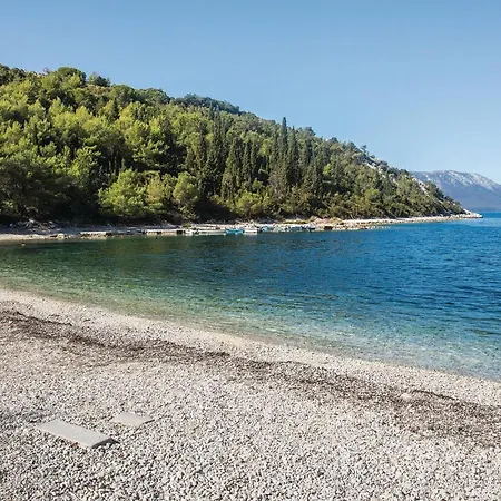 Six-bedroom In * Klek