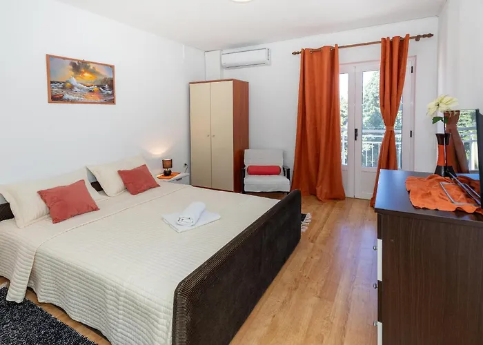 度假居 Six-bedroom In 克勒克