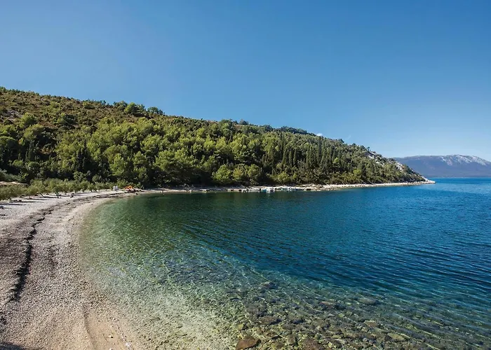 Six-bedroom In 度假居 *